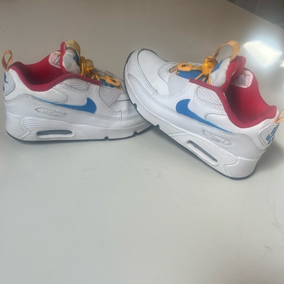 Nike Air Max 90 Shoes - Picture 3 of 6